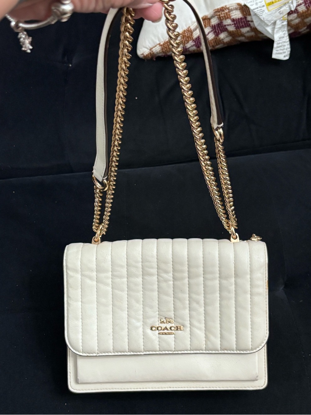 Coach Klare cream Quilted Crossbody & Shoulder Bag Chain Strap & gold hang tag - Picture 13 of 13